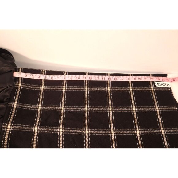 J. Crew Faux Fur Plaid Cape Scarf & Fringe Trim One Size Holiday 2022 - Picture 9 of 12